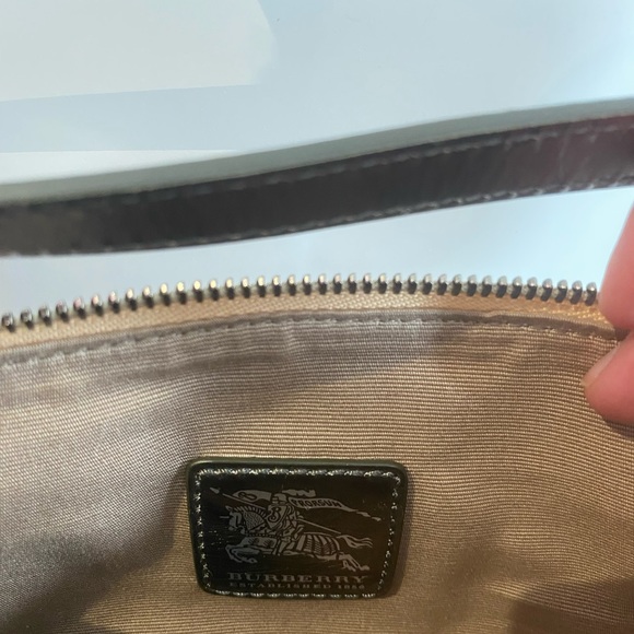 Vintage Burberry Handbag - Picture 4 of 7